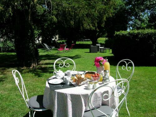 Bed & Breakfast Les 2 Madeleine