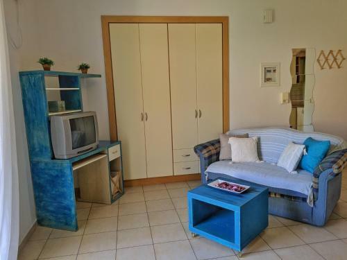 Olivine Apartments