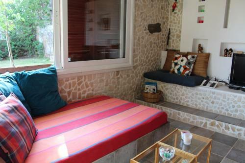 Romina Summer Home1