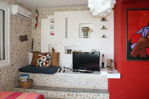 Romina Summer Home1