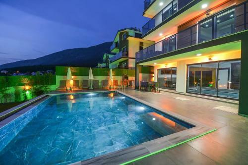 Seastar Villa