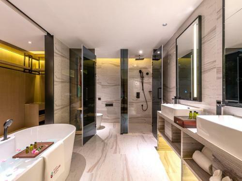 Hotel Ramada Encore By Wyndham Guangzhou Jiangnanxi