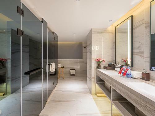 Hotel Ramada Encore By Wyndham Guangzhou Jiangnanxi