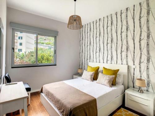 Alameda Apartment By Mhm