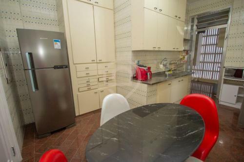 Apartamento Vista Para O Mar 3 Dorm Com Wifi 250 Mbps