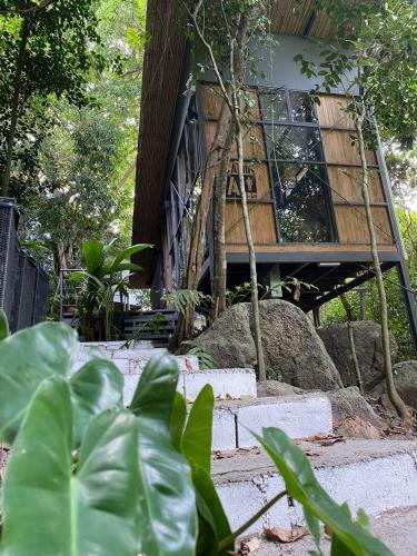 Warehouse Hostel Koh Tao