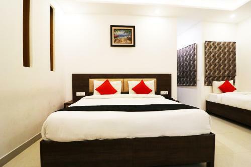Capital O 46016 Hotel Kay Kay Delight