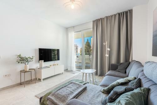 Bluewave Apartment