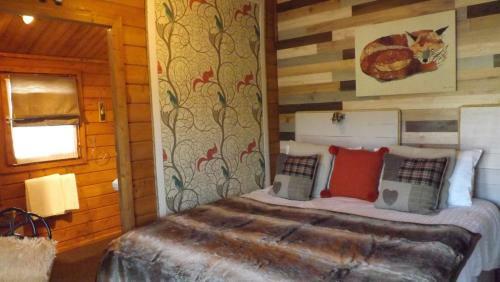 Bed & Breakfast Luxury Log Cabin With Views Of The Devon Countryside