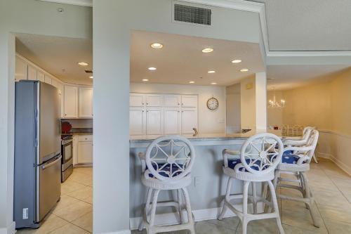 Villa 6501 Hampton Place