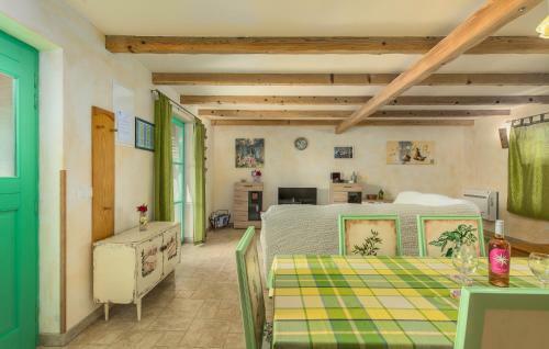 House Ulika - Freshly Renovated, Unique Rural Style