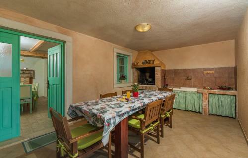House Ulika - Freshly Renovated, Unique Rural Style