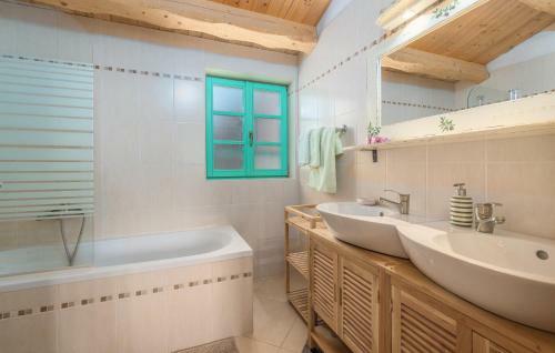 House Ulika - Freshly Renovated, Unique Rural Style