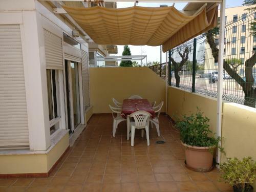 Precioso Apartamento Con Terraza Y Piscina