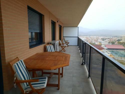 Apartamento Con Piscina Y Vistas Al Mar