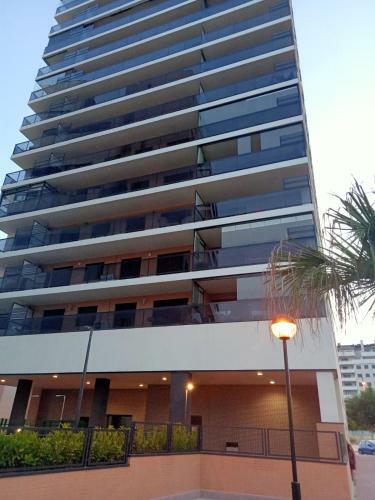 Apartamento Con Piscina Y Vistas Al Mar