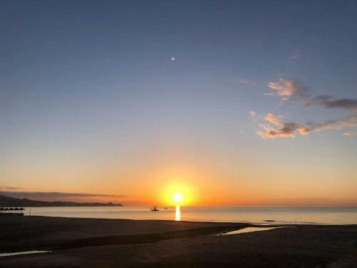 Bonito Apartamento En Chilches. M�laga