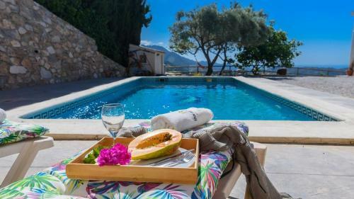 Cortijo Montes C�mpeta By Ruralidays