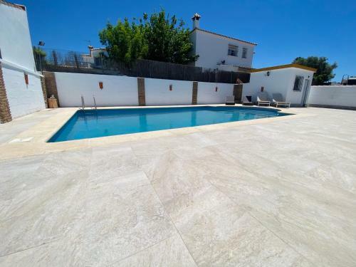 Agradable Chalet Con Piscina