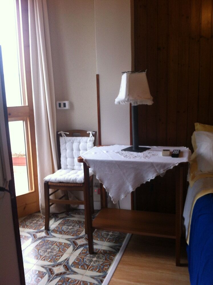 Hostal La Tela Di Penelope