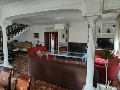 Casa Rural Carmen. Gran Casa Con Piscina Privada.