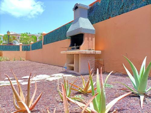 Wonderful Villa With Pool 150 Mt From The Sea
