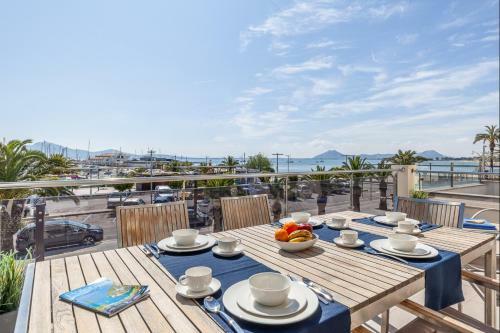 Apartment On The Seafront Faroles 1