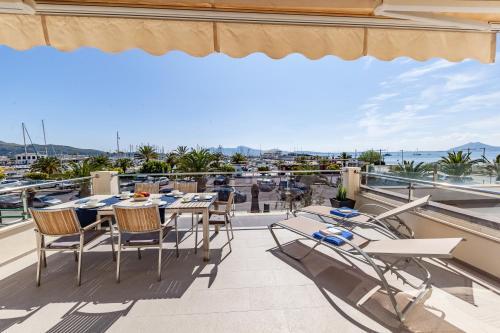 Apartment On The Seafront Faroles 1
