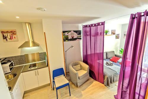 Plaza Herrer�a Central Apartments With Balconies
