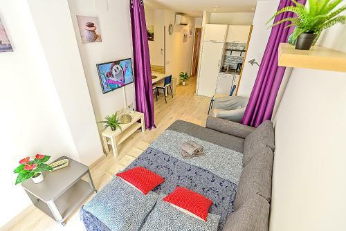 Plaza Herrer�a Central Apartments With Balconies