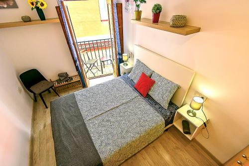 Plaza Herrer�a Central Apartments With Balconies