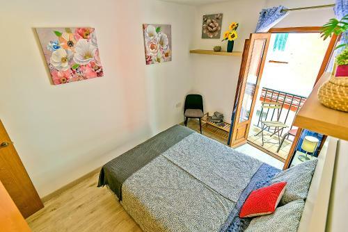Plaza Herrer�a Central Apartments With Balconies
