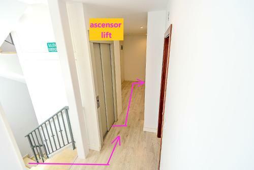 Plaza Herrer�a Central Apartments With Balconies