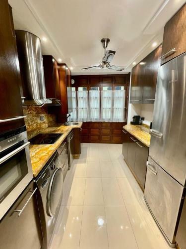 Apartamento Luminoso Duplex En El Centro de Gij�n