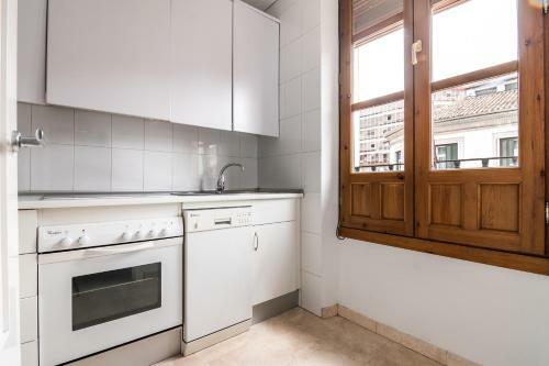 Tuguest Reyes Catolicos II Apartment