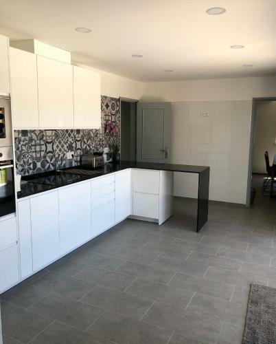 Casa Da Laranjeira - A Stunning 4 Bed Villa With Private Pool