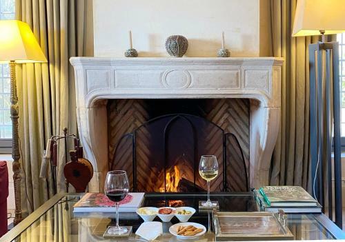 Bed & Breakfast Castillo De Corvinos
