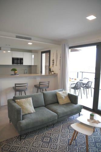 3 Bed Apartment 4 Min Walk To Arenal Beach, Javea