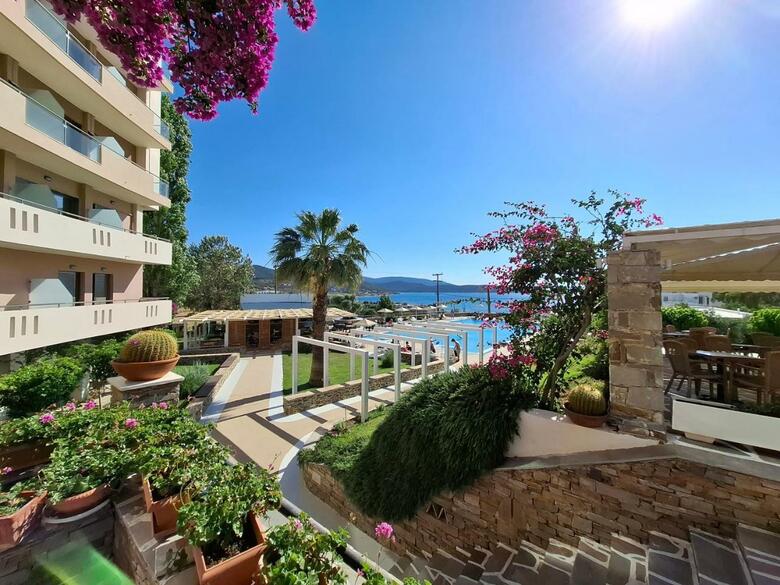 Marmari Bay Hotel