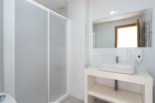 Hotel Costablanca Explore Hostel Sports & Events