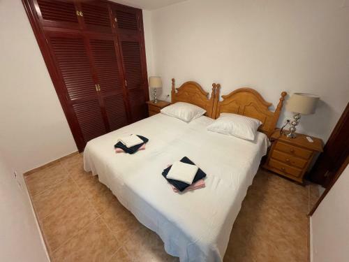 Fab 6 Bedroom Villa With Pool Only Short Walk To B