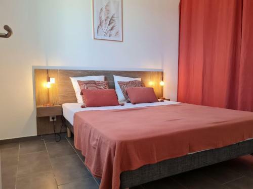 Attractive Holiday Home In Corbara With Private Pool