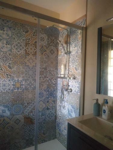Fabuloso Apartamento Costero Con Piscina