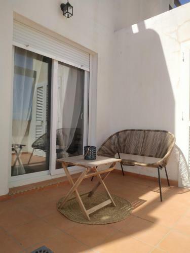 Fabuloso Apartamento Costero Con Piscina