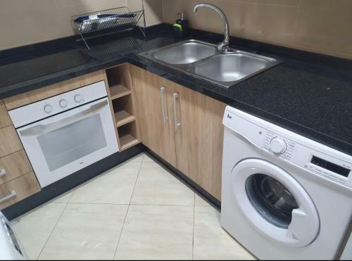 Bonito Apartamento En Barrio Calvo Sotelo