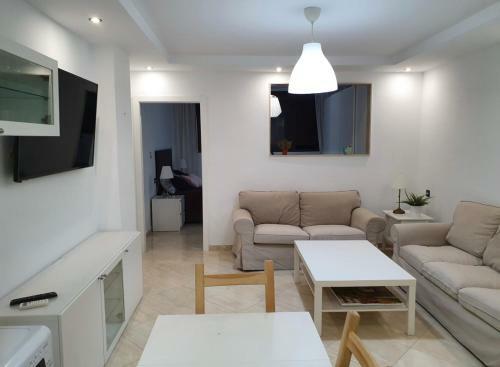 Bonito Apartamento En Barrio Calvo Sotelo
