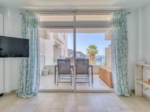 Apartamento Beautiful Ocean Views - 100m From Beach - Balcony & Pool