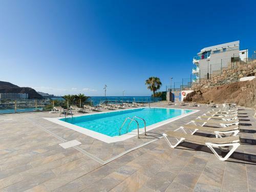Apartamento Beautiful Ocean Views - 100m From Beach - Balcony & Pool