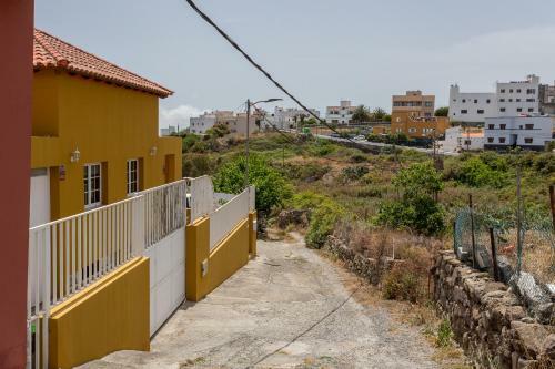 Apartamento Flatguest La Montaneta Moya 1