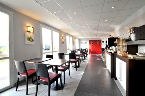 Hotel Balladins Compiegne